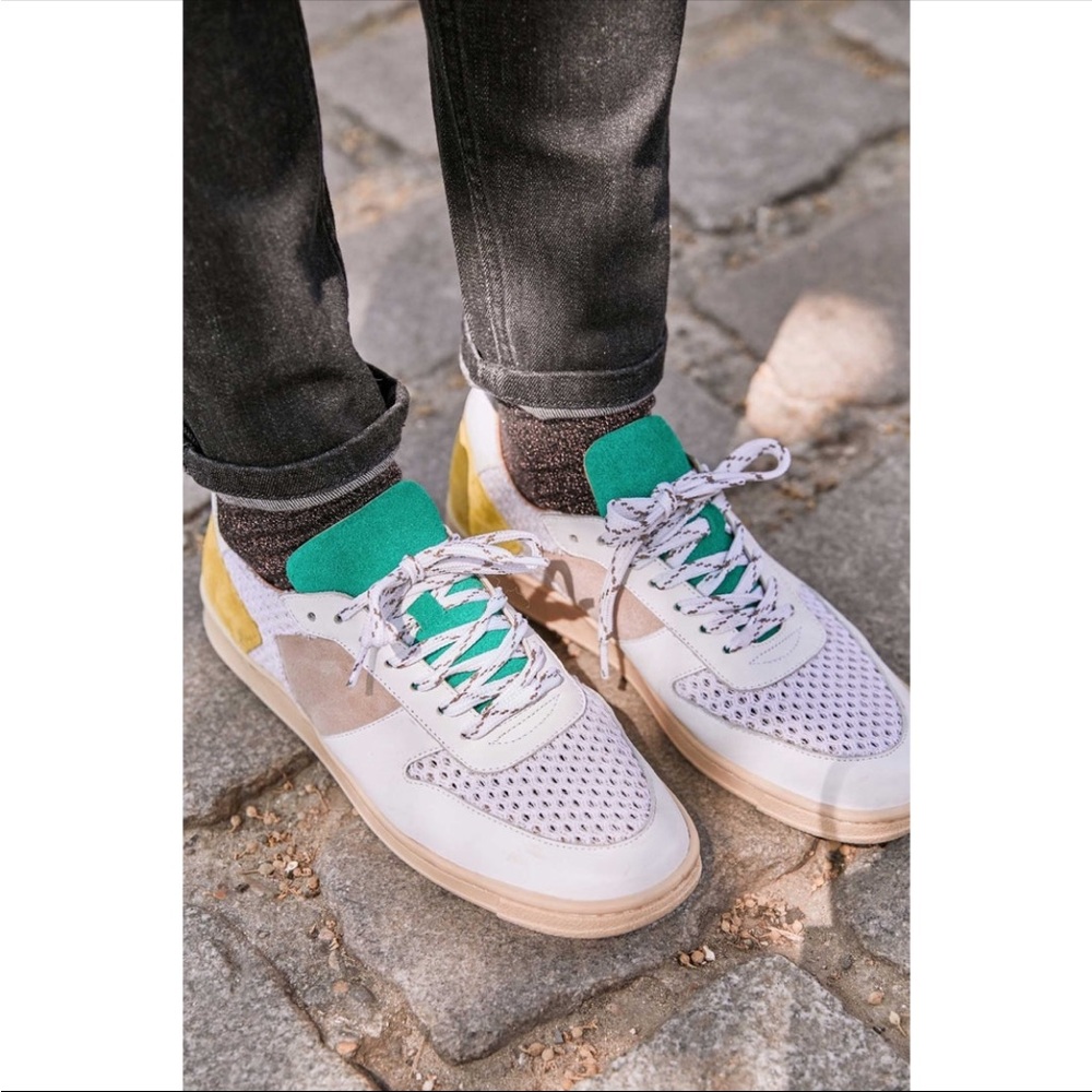 Stylish Women's Sneakers in White and Yellow